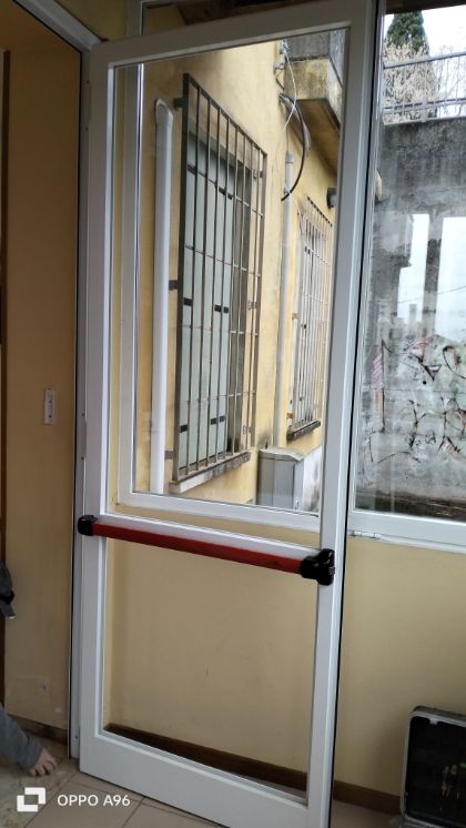 Nuovi infissi per ambulatorio medico