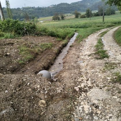 Posa nuova tubatura 