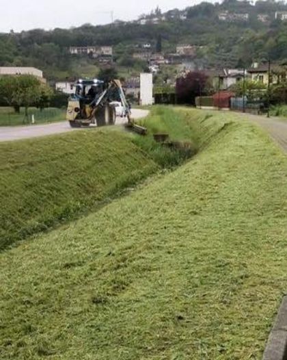 Secondo taglio erba delle strade comunali