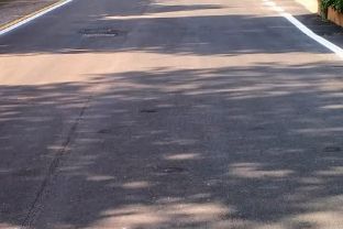 Strada asfaltata